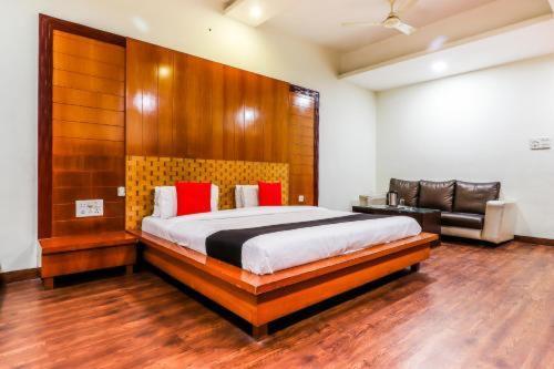 Hotel Mandakini Plaza Kanpur Ngoại thất bức ảnh
